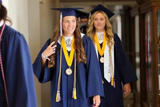 Audrey Grad