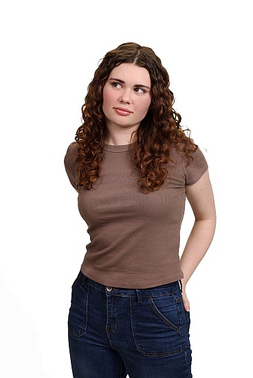 Vivian Model